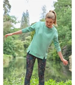 Calm Raglan Sleeve Sweatshirt