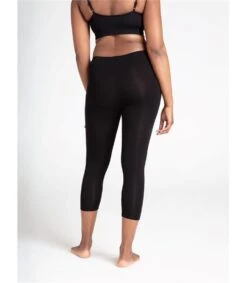 Ferne Bamboo Cropped Leggings -Woolovers 82315 wsb5995 black essentialbamboocroppedleggingsinblack 3